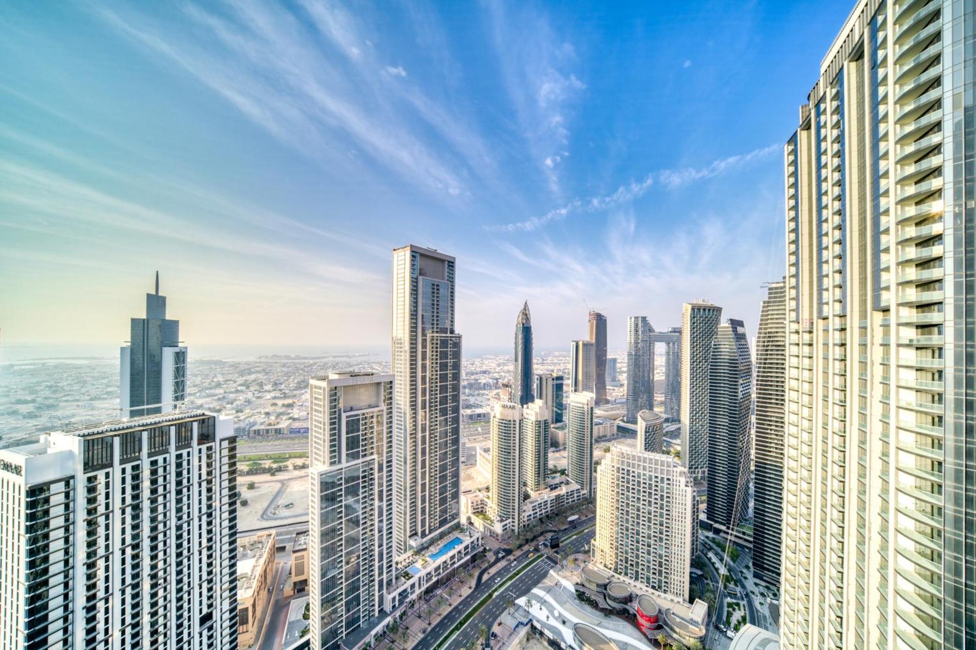 Downtown Luxury - Stunning Burj Khalifa & Sea View - 5 Minutes Walk To Mall Apartment Dubai