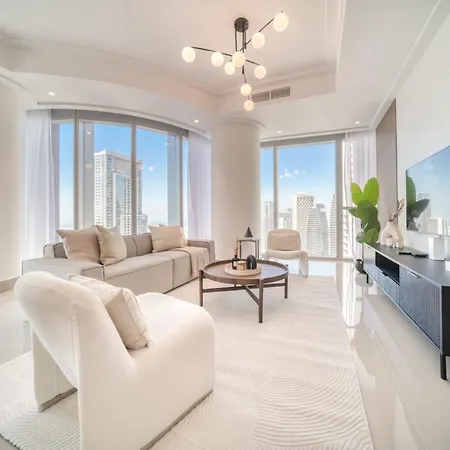 Downtown Luxury - Stunning Burj Khalifa & Sea View - 5 Minutes Walk To Dubai Mall Room photo