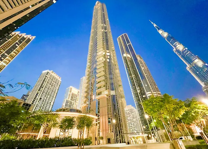 Downtown Luxury - Stunning Burj Khalifa & Sea View - 5 Minutes Walk To Dubai Mall