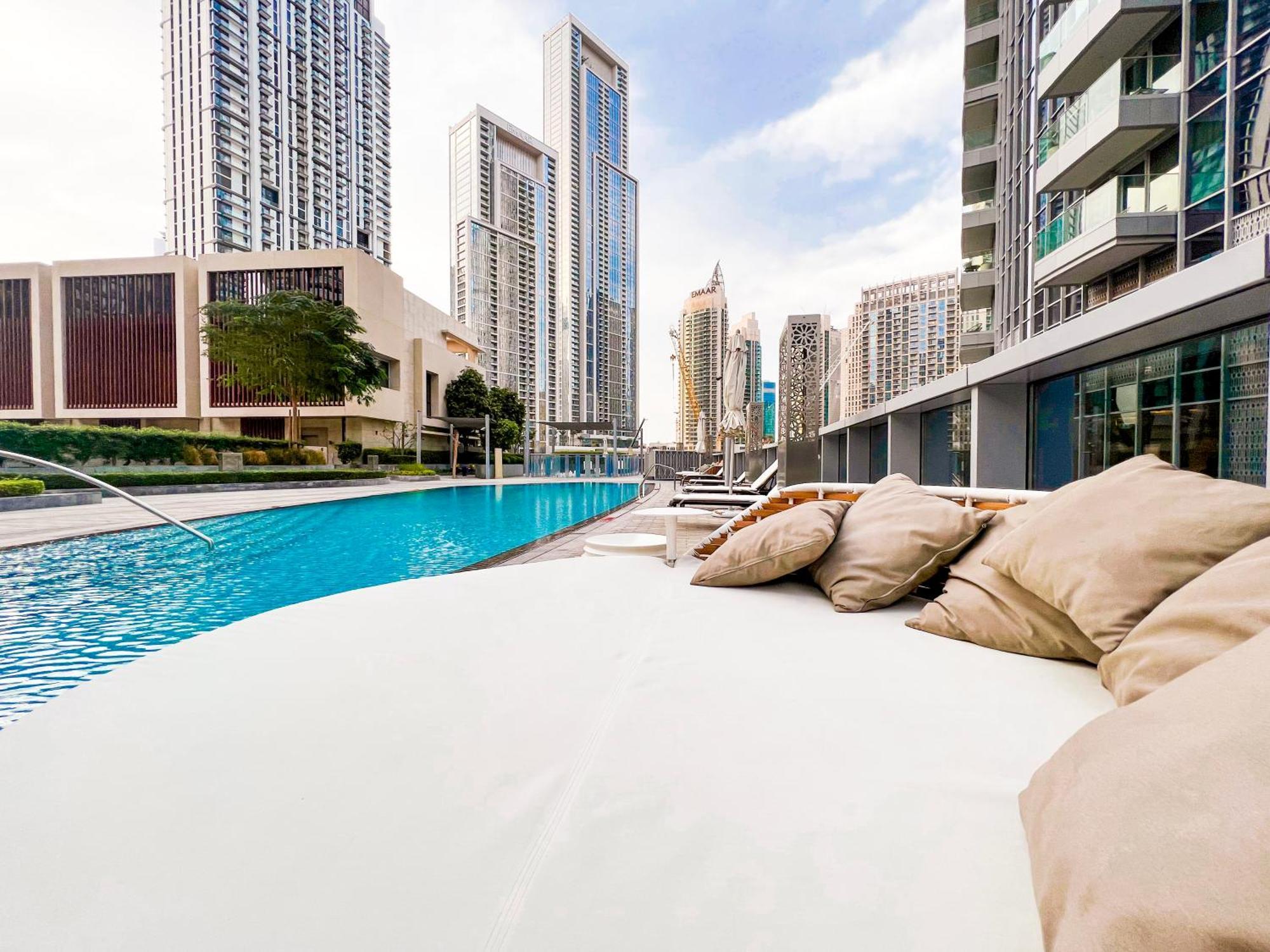 Apartment Downtown Luxury - Stunning Burj Khalifa & Sea View - 5 Minutes Walk To Mall *