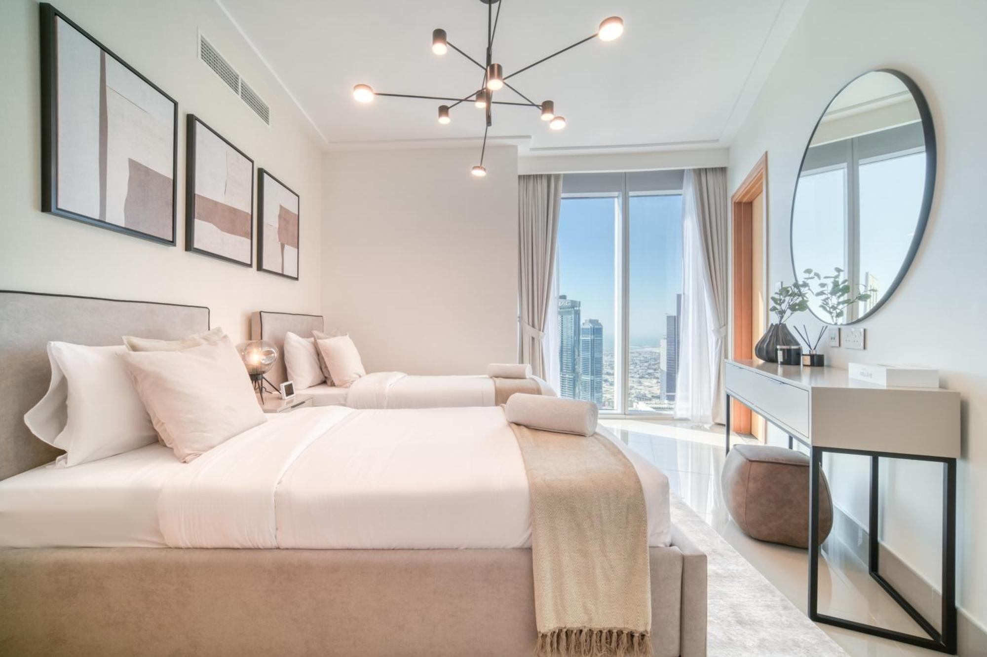 Apartment Downtown Luxury - Stunning Burj Khalifa & Sea View - 5 Minutes Walk To Mall *