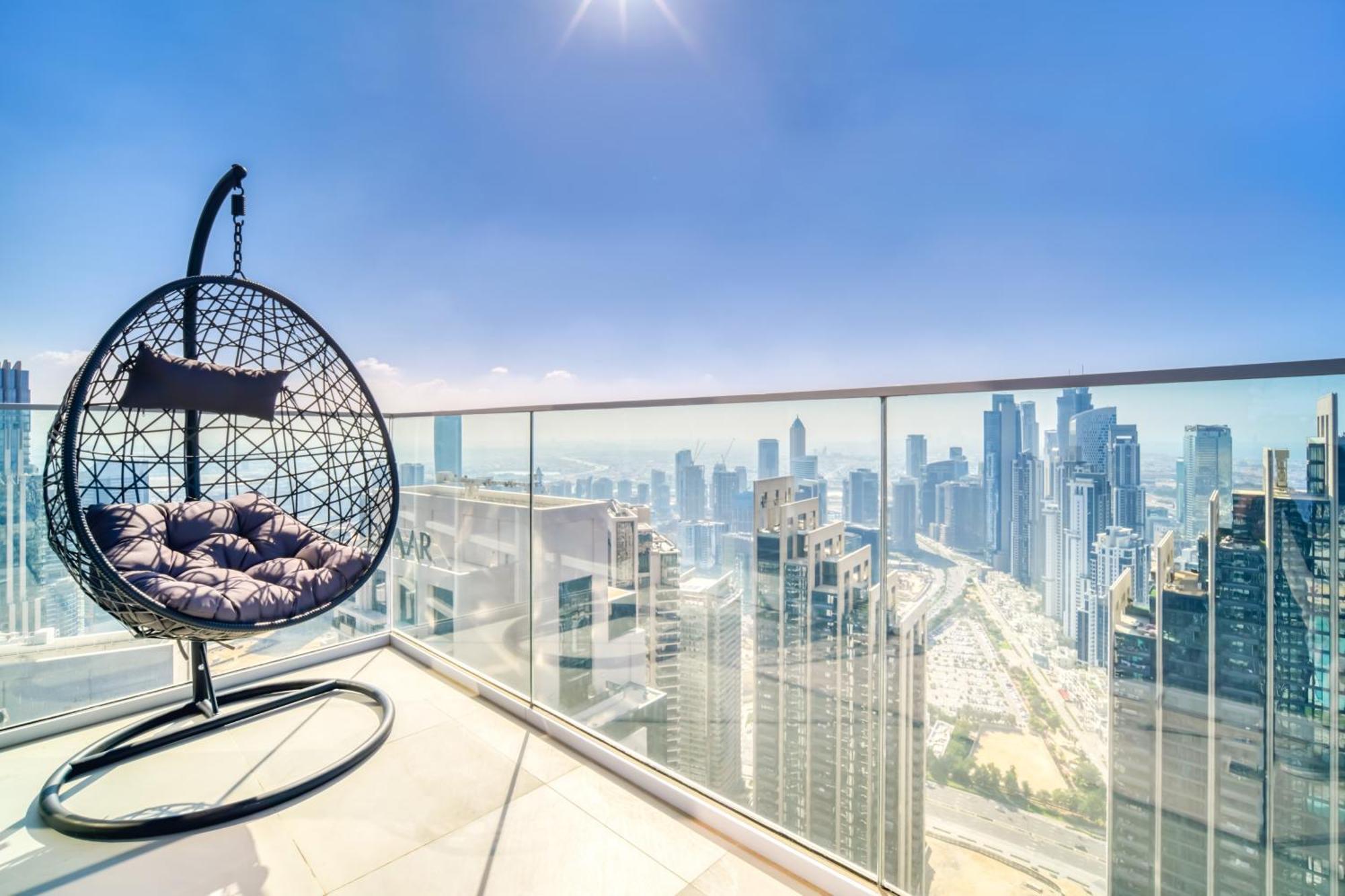 Downtown Luxury - Stunning Burj Khalifa & Sea View - 5 Minutes Walk To Mall Apartment *